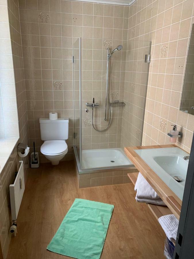 Studios With Kitchenette 비어스펠덴 외부 사진